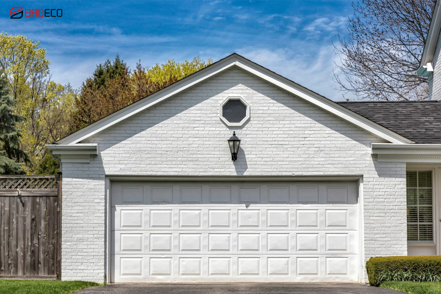 10 consejos para el mantenimiento estacional de la puerta del garaje